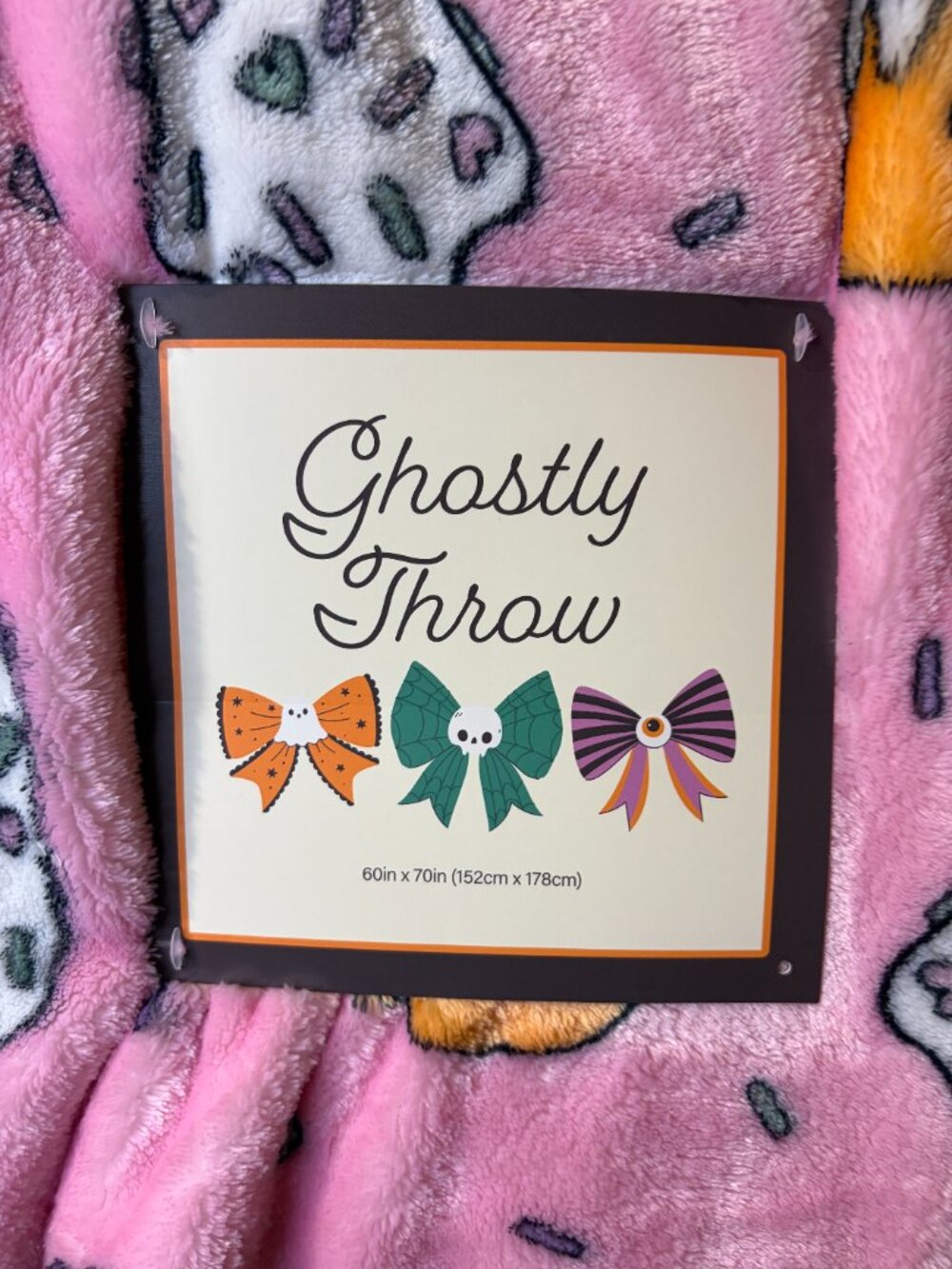 Ghostly Throw Pink Ghost Pumpkin Halloween Plush Blanket 60x70 NWT - Picture 2 of 5